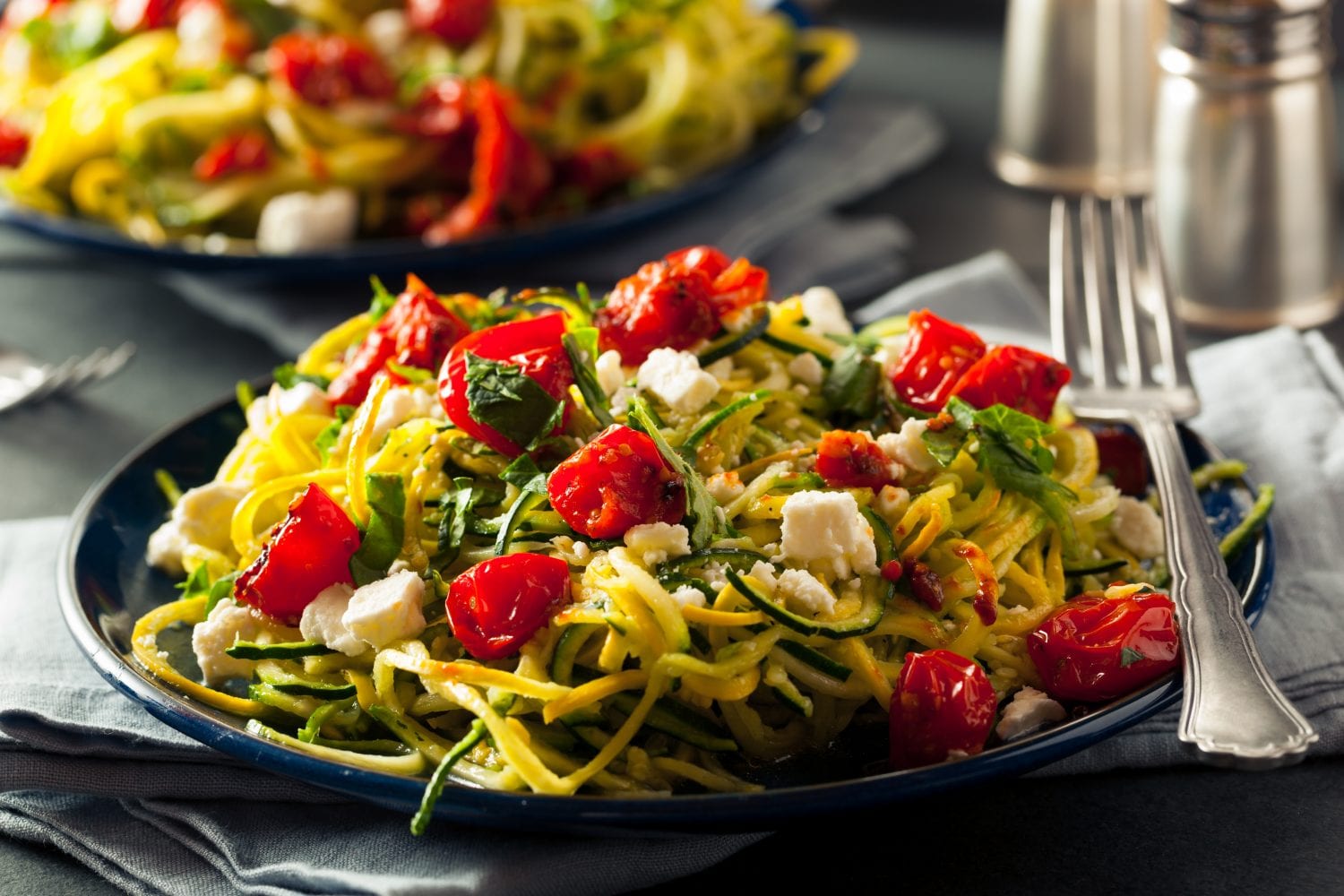 Mediterrane Zucchini- Spaghetti